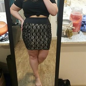 *NWT* TORRID Sexy Lace Skirt